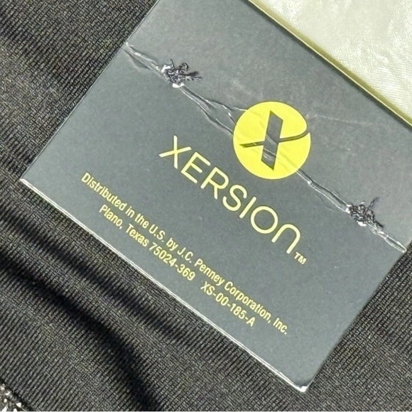 NWT Xersion Women's Black Neon Green Capri Workout Yoga Pants Size XL 36 X 20 - Picture 8 of 10